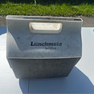 Vintage igloo cooler